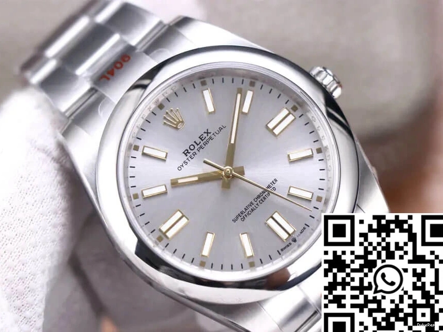 M124300-0001 Oyster Dial 41MM Rolex Silver Factory Perpetual EW 0119